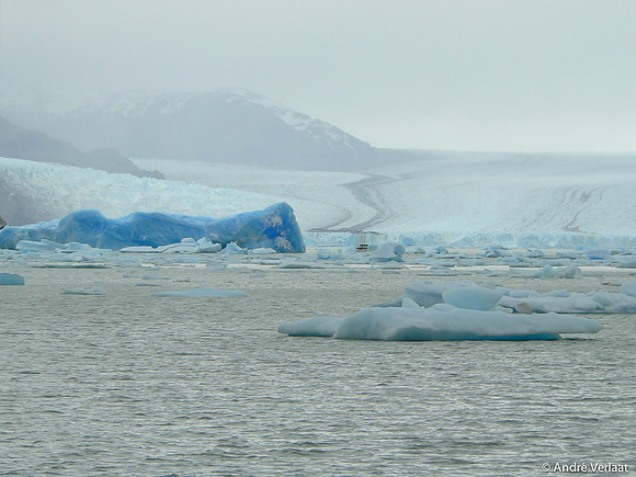 IJsberg Upsala Gletsjer / Iceberg Upsala Glacier - Los Glaciares NP, Argentina