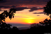 Zonsondergang / Sunset - Monteverde